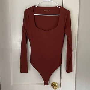 Abercrombie seamless double layered sweetheart bodysuit